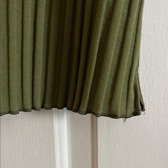 A New Day Green Ribbed Sleeveless Tank Top - Picture 4 of 4